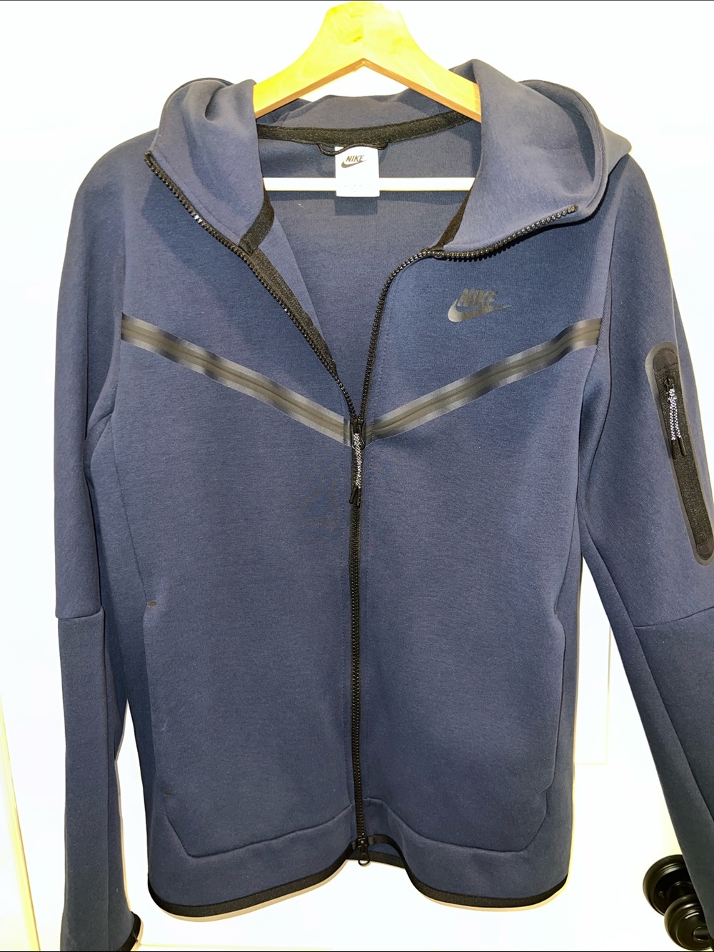 Nike Tech Men's Navy Blue Full‑Zip Performance Hoodie